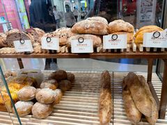 -CARINO BAKERY&CAFE(人广来福士店)