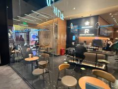 -星巴克臻选(上海长风大悦城店)