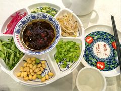 老北京炸酱面-老浒记烤鸭-北京菜(琉璃厂店)
