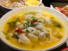 酸菜鱼-新白鹿餐厅(金鹰新街口店)