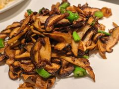 山野炒鲜菌-清真·卡德尔大叔新疆主题餐厅(龙汇路店)