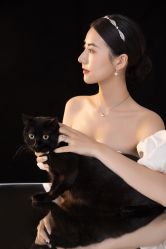 点击看大图 唯美浪漫-挪娅婚纱摄影皇家会所