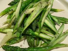 松露酱炒鲜芦笋-鹿港小镇(悠唐店)