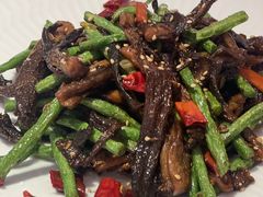 -闫府私房菜(恒隆店)