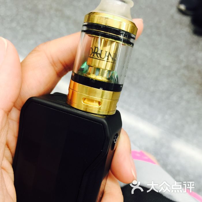 knight vape电子烟蒸汽酒吧俱乐部