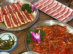 -明洞阿姨·韩式酱蟹烤肉·创意料理(三元桥店)