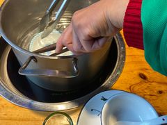 -小小河边鱼(天润城店)