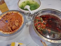 -洪平血旺椒麻鸡雅鱼饭店(熊猫大道店)