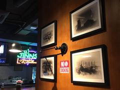 -JINNS锦时 steak&pizza(浸信会礼拜堂旧址店)