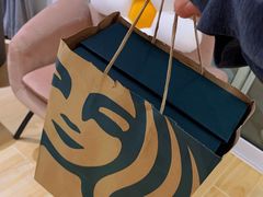 -星巴克臻选(杭州嘉里中心1F店)