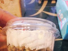 -红宝石·鲜奶小方·海派西点房(南翔店)