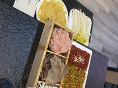 -渝里重庆火锅(航天城店)
