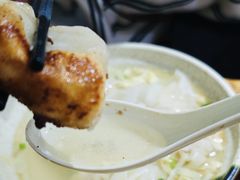 -黄阿姨锅贴大王(万航渡路店)