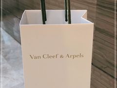 -梵克雅宝(国贸商城店)