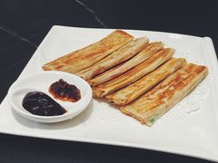 -鼎泰亨·海鲜牛肉餐厅(滨江店)