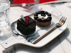 -UNI UNI(环亚凯瑟琳店)