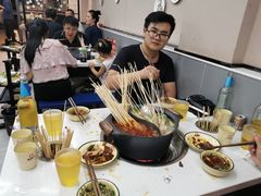 -俭让佬妈现卤串串(温江总店)