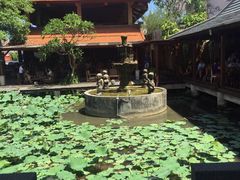 -Pundi Pundi Restaurant