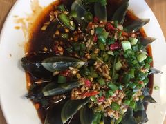 -兔行天下-鸿鹤鲜锅兔(中海国际店)