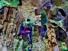 -泰安地下龙宫景区