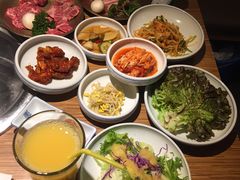 韩牛拼盘-王妃家(明洞中央店)