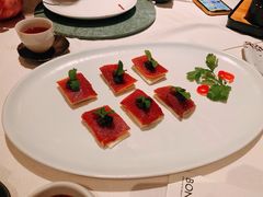 鱼子酱乳猪-三号黄浦会Canton Table