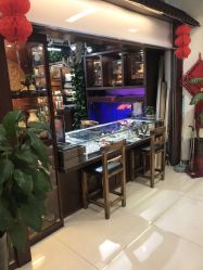 -灵彩珠宝(朗香街店)