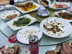 -范饭椰林川湘味海鲜·椰子鸡(三亚湾椰梦长廊店)