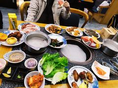 -锤头鲨毛肚海鲜烤肉自助餐厅(国购广场店)