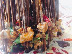 香菜牛肉-盖帮鳝鱼串串(东郊记忆店)