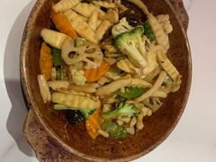 -关里关外·鱼头泡饼(唐冶绿地汇店)