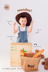 -小熊维尼高端儿童摄影(南山店)