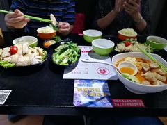 -绿柠食堂(北外滩店)