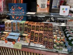 -VENCHI 闻绮(北京国贸商城店)