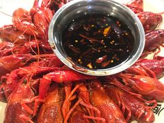 -巴厘龙虾·榜首油焖大虾(音乐学院·沿江酒馆店)