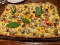 -1886德国汽车餐厅(外滩十六铺码头店)