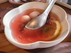 -包整·丝娃娃(一览甲秀楼风景店)