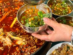 -鸿顺老铁锅美蛙鱼府(解放碑店)