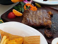 -城堡俄式西餐厅(中央大街索道店)