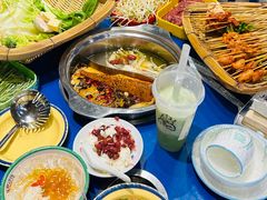 -马路边边麻辣烫联盟路店