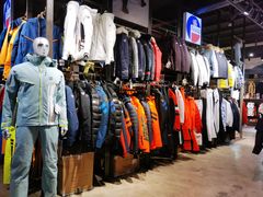 -4+2肆加贰雪具库(上庄店)