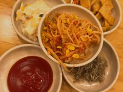 拌菜-金北顺大锅家(신사본점)
