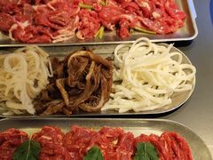 -由衷贵州酸汤牛肉火锅(新桥店)