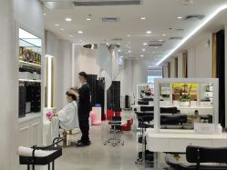 -Kraemer Paris  苏豪路易士·嘉玛发廊