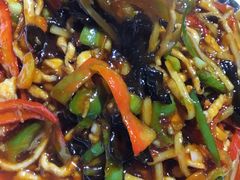 -梅利汴京烤鸭•开封豫菜地标店(东大街店)