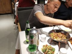 -鄱阳湖·江西小炒·瓦罐煨汤(五道口店)