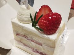 -花花卷卷·鲜食蛋糕(静安久光百货店)