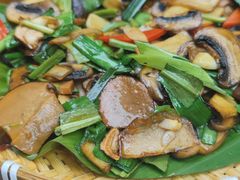 -云海肴·汽锅鸡·云南菜(天山百盛优客店)