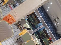 -鹏城人家海鲜酒家·23年老字号(较场尾店)