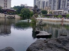 -梁园